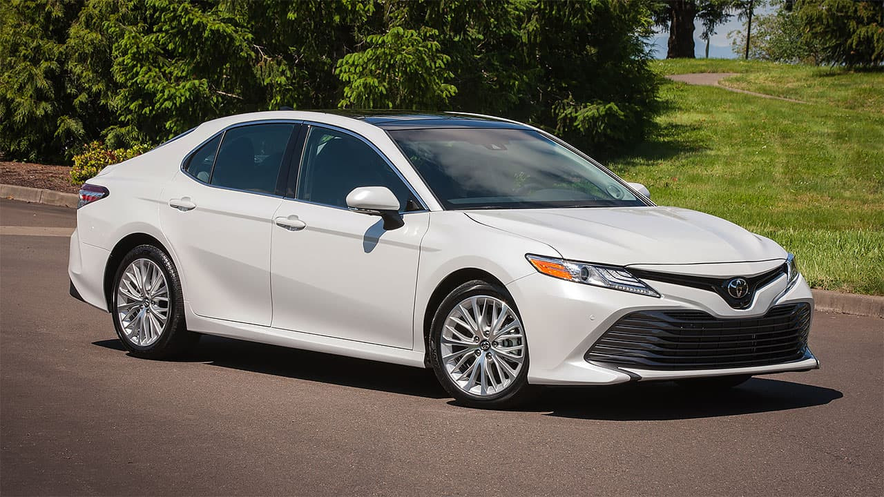 Аренда авто Toyota Camry 2019 в г. Астана